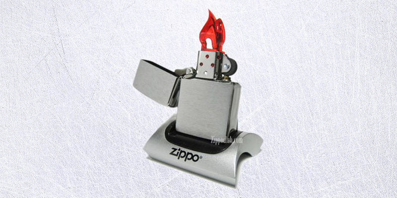 シンプルで使いやすい定番のZIPPO | アメリカンZIPPOライター専門店