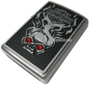 ハーレーダビッドソン・スカル・レッド・クリスタルZIPPO ハーレーダビッドソン・スカル・レッド・クリスタルZIPPO